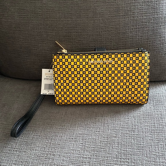 NWT Michael Kors Jet Set Double Zip Wristlet NYC Yellow Taxi Limited Edition - Picture 1 of 11
